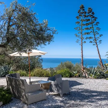 Campo Agave Bed & Breakfast 4*