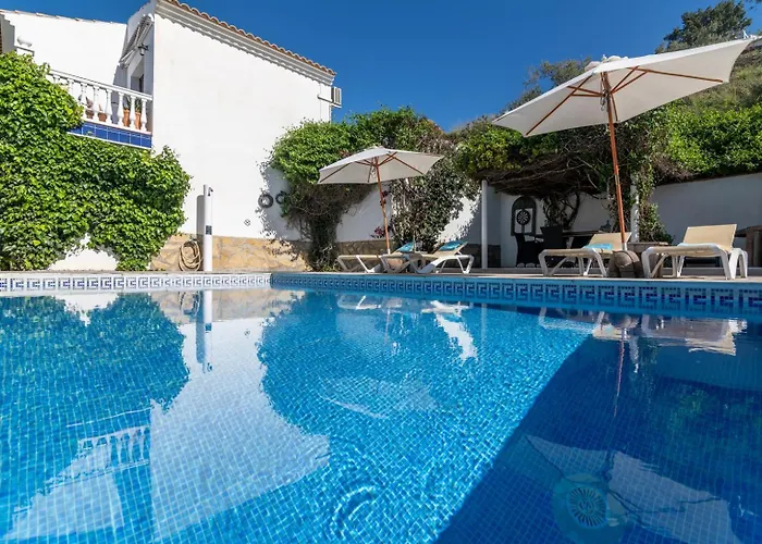 Campo Agave Bed & Breakfast Sayalonga