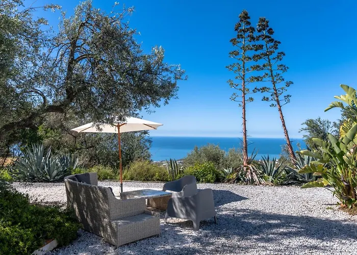 Campo Agave Bed & Breakfast 4*